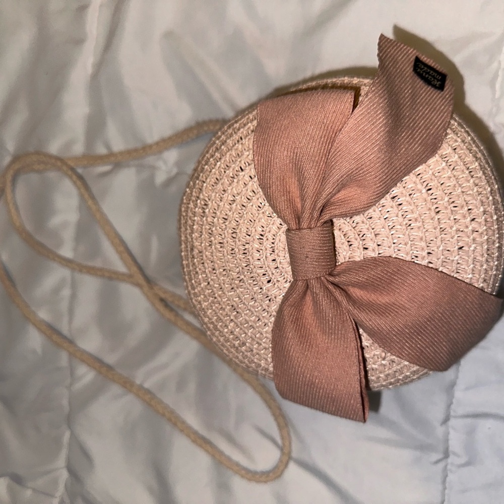 Small round bag
